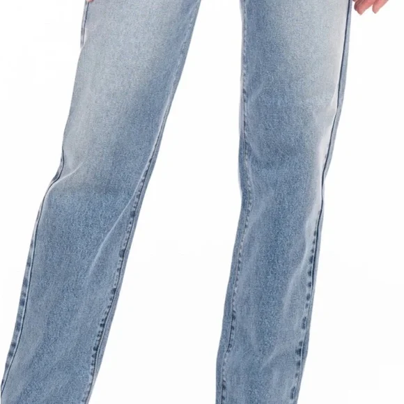 MODERN AMERICAN
DOHENY - Picture 3 of 9